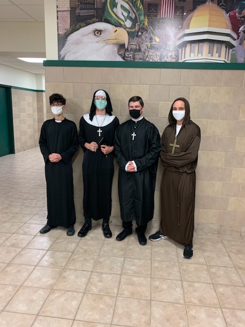 The SEHS Halloween Scene: Friday October 30, 2020
